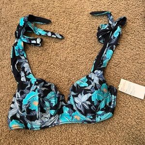 Women’s bikini top